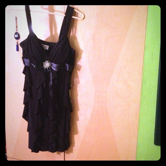 Brand new navy, elegant, outing dress. Worn once.