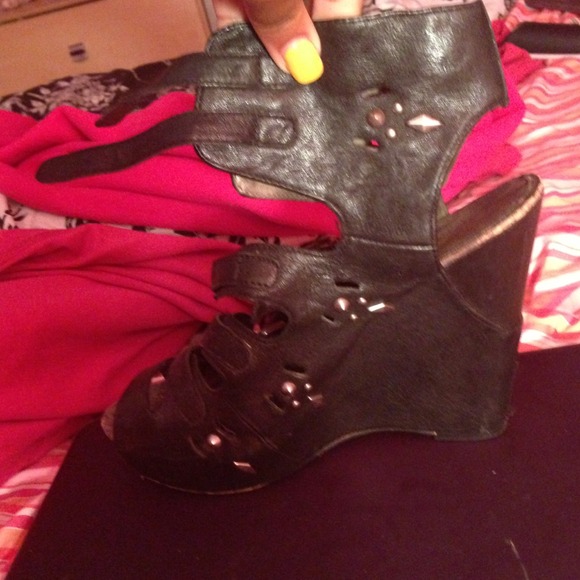 Sam Edelman wedges