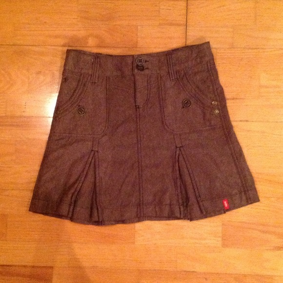 Super cute brown tweed skirt