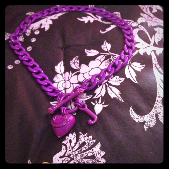 Juicy couture starter necklace -purple