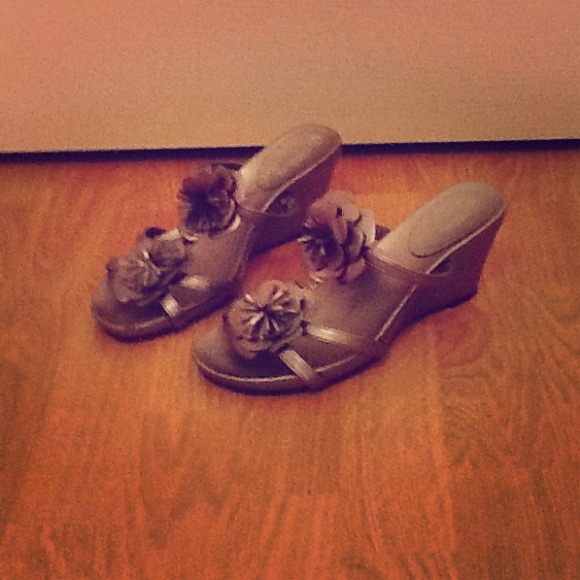Urban Outfitters Heels