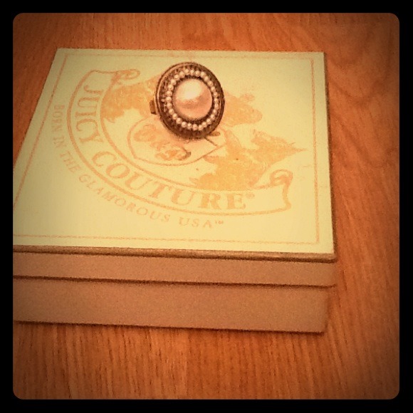 Juicy Couture Ring