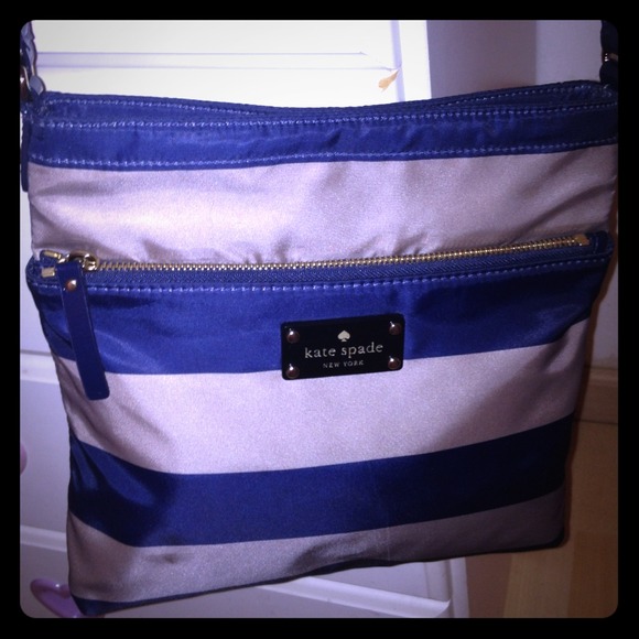 ❌SOLD❌Authentic Cross body Kate Spade