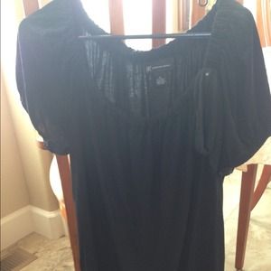 Cute flowy black shirt!