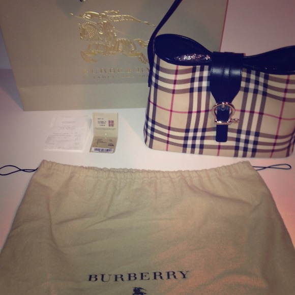 Burberry Handbags - Authentic Burberry Handbag