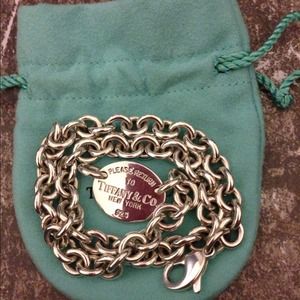 💢Trade💢Authentic tiffany oval tag Necklace