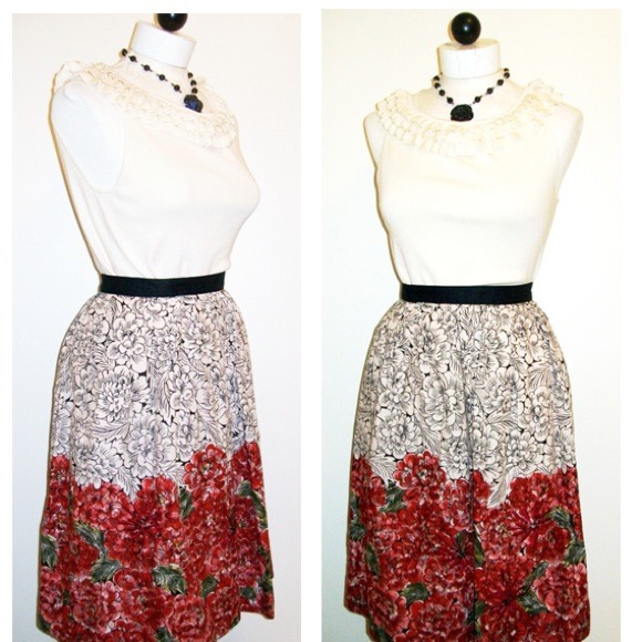 ❌SOLD❌Anthropologie Skirt - Picture 2 of 4