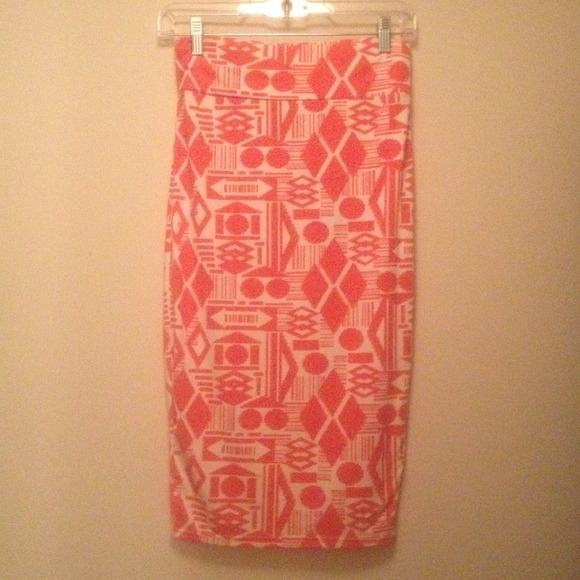 •Traded in Bundle•High Waisted Over-the-Knee Skirt