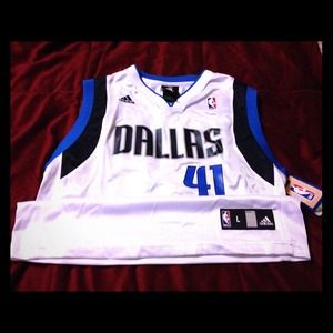 🙇 Brand new basketball youth jersey 🙇