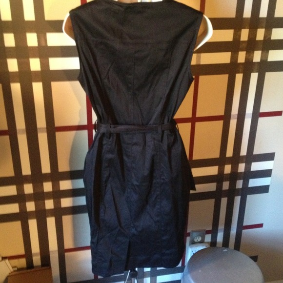 SOLD. Calvin Klein sateen belted dress sz 8 - Picture 4 of 4