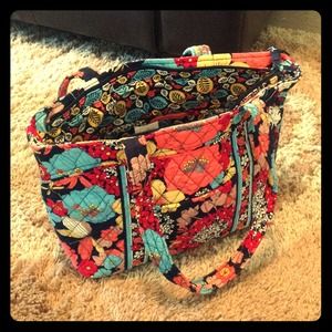 Vera Bradley Mandy in Happy Snails