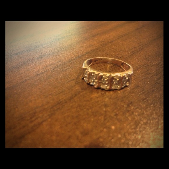 Yellow gold band with diamonds