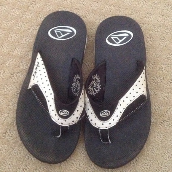 REDUCED!!Authentic reef flip flops