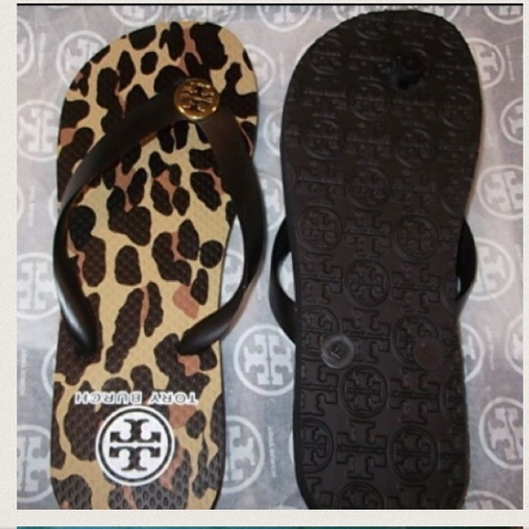 Tory Burch cheetah print flip flop sz9