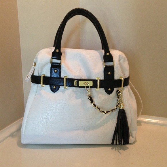 Steve Madden Black & White Satchel