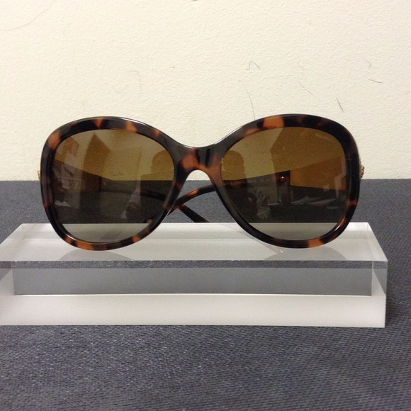 Versace sunglasses (polarized) ***NEW***