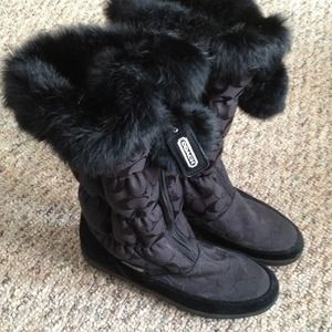 Coach snow boots size 9