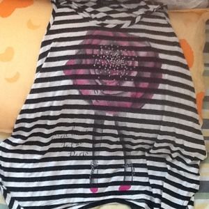 Black and white strip rose top