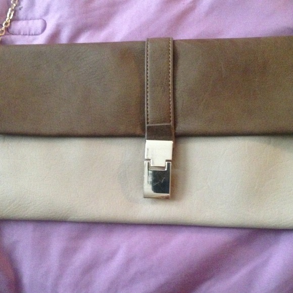Purse - Picture 2 of 3