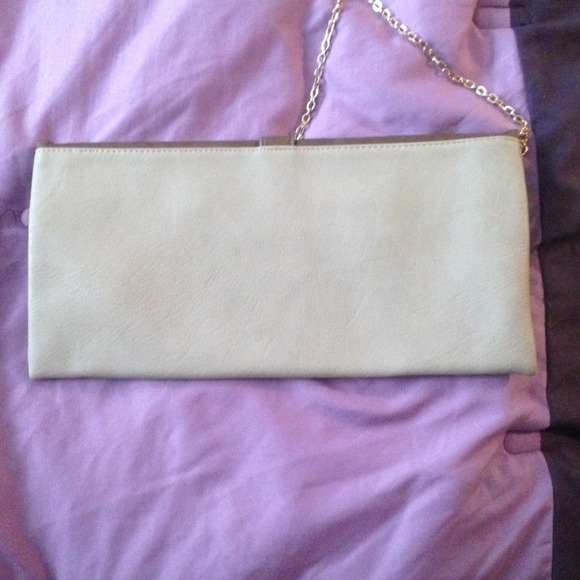 Purse - Picture 3 of 3