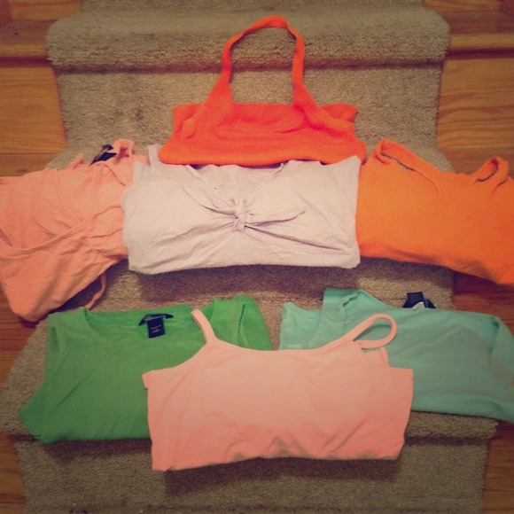 Huge Victoria's Secret tank bundle