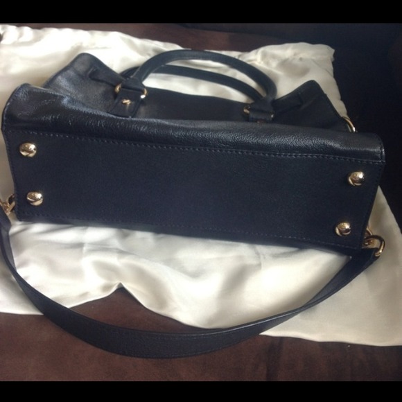 🚫SOLD🚫 AUTHENTIC!!! MK Hamilton satchel NWOT - Picture 3 of 4