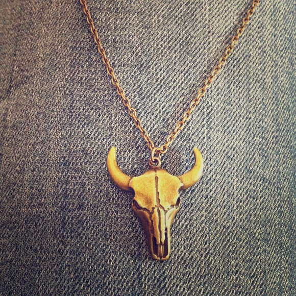 🎈SALE🎈 Bull Necklace!