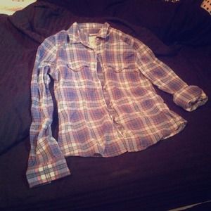 long sleeve plaid shirt