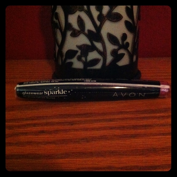 🚫TRADED🚫Avon glazewear sparkle 💋