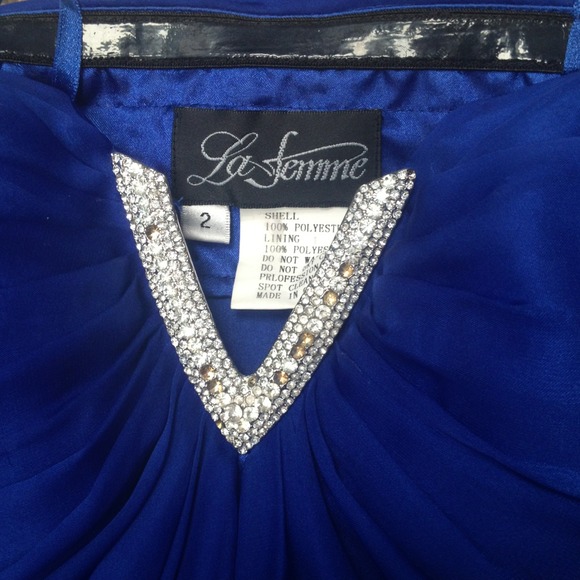 La Femme cocktail/prom dress - Picture 3 of 4