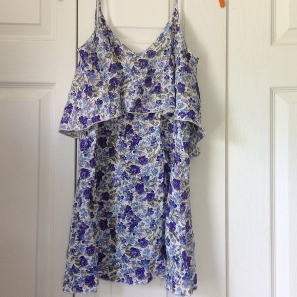 UNAVAILABLE💘💗HOST PICK💗💘 Summer Lovin Dress - Picture 3 of 4