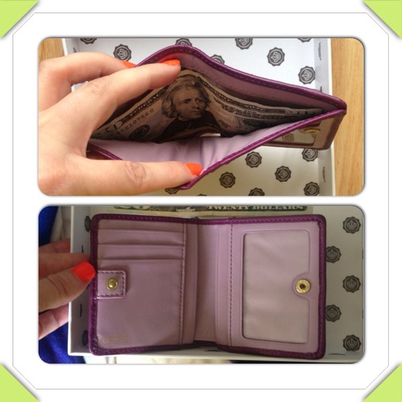 🚫Sold🚫Purple Coach Wallet - Picture 2 of 4