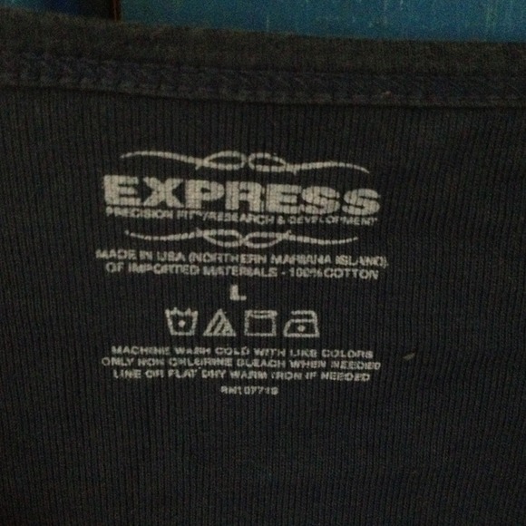 Express dark blue button top - Picture 2 of 2