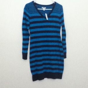 Old Navy sweater dress. NWT