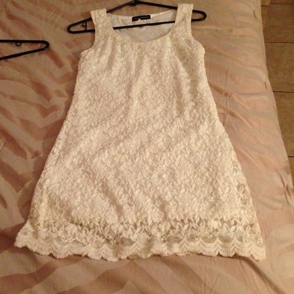 Hold for acrooks11 White lace dress