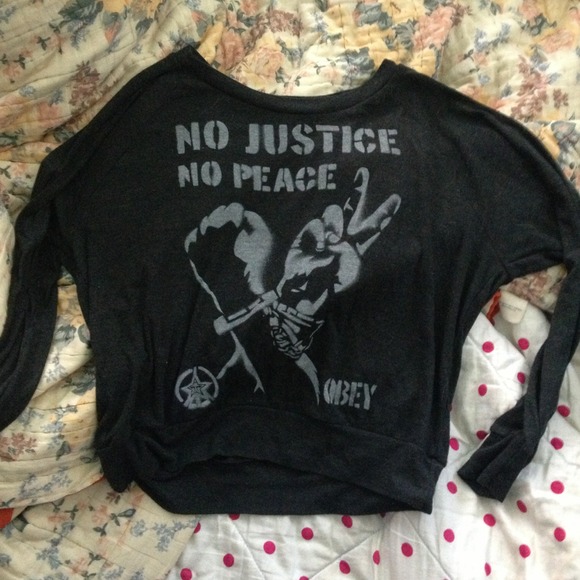 Obey sweater peace