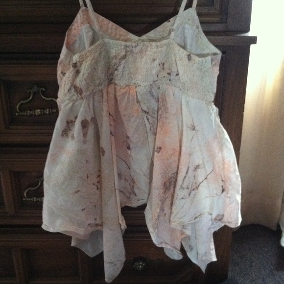 Cream,peach and brown Mudd top barely worn - Picture 2 of 2