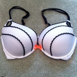 Victoria's Secret white push-up bra