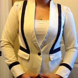 LOFT cream and navy blazer, size 0P