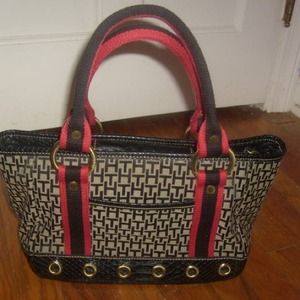 Tommy Hilfiger handbag