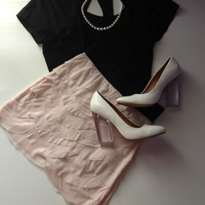 Express pink ruffled skirt