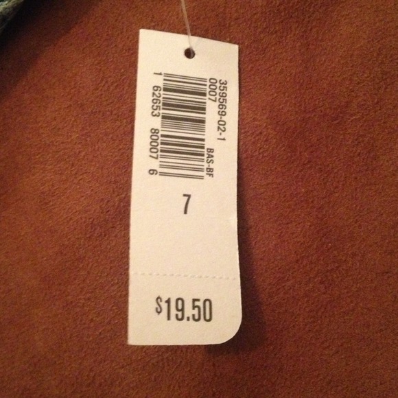 ✨REDUCED✨ Little boys blue jeans from Old Navy - Picture 2 of 3