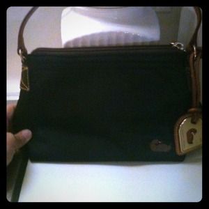 Dooney & Bourke purse