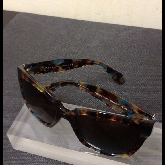 Prada Sunglasses ***NEW***