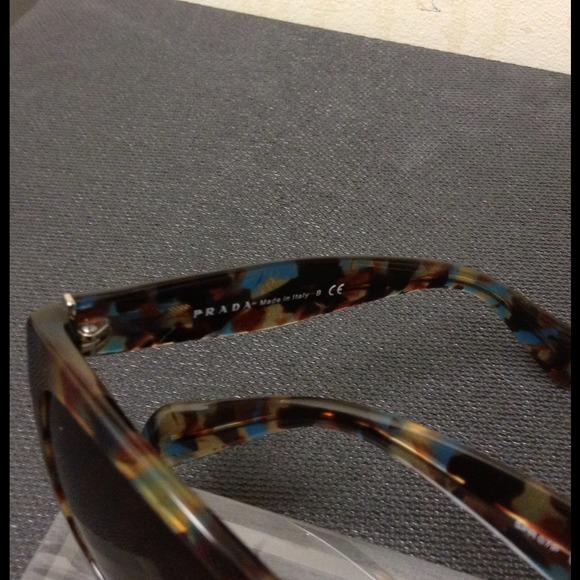 Prada Sunglasses ***NEW***