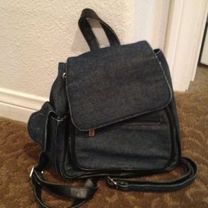 💢Reserved💢Cute little denim backpack