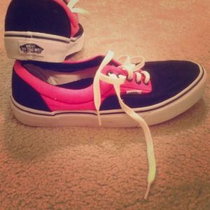 Vans- pink, black&white