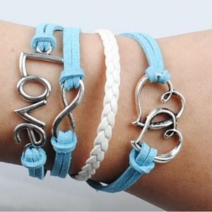 ❌SOLD BUNDLE❌Heart Love Infinity Bracelet