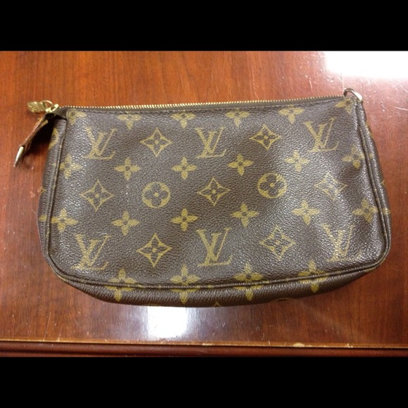 Louis Vuitton Handbags - Price Drop! Authentic LV Pochette Bag