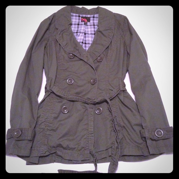 Forever 21 Jackets & Blazers - 💥💥Buy 1 get one 50% off💥💥Olive green jacket